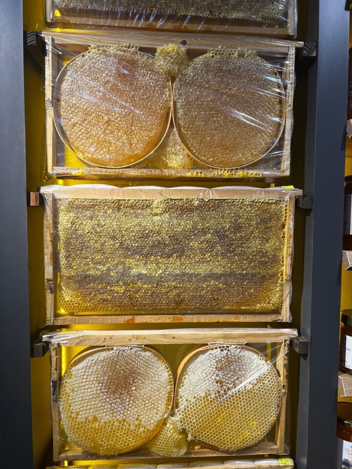 Petekli Yayla Çiçek Balı 1,5 kg